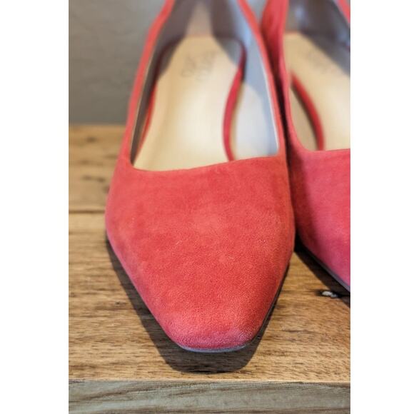 Franco Sarto Red Suede Leather Pump 2.25" Heel Womens Sz 8.5 - Picture 3 of 12